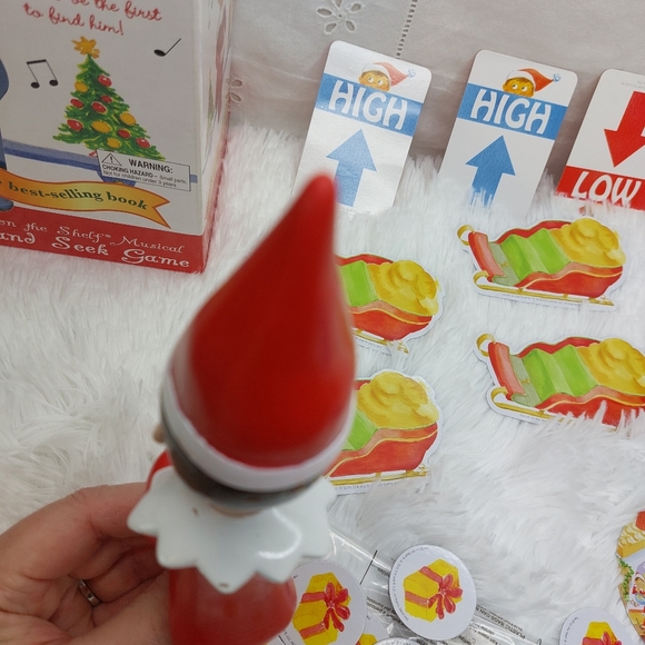 Elf on the Shelf Musical Game - Picture 10 of 15